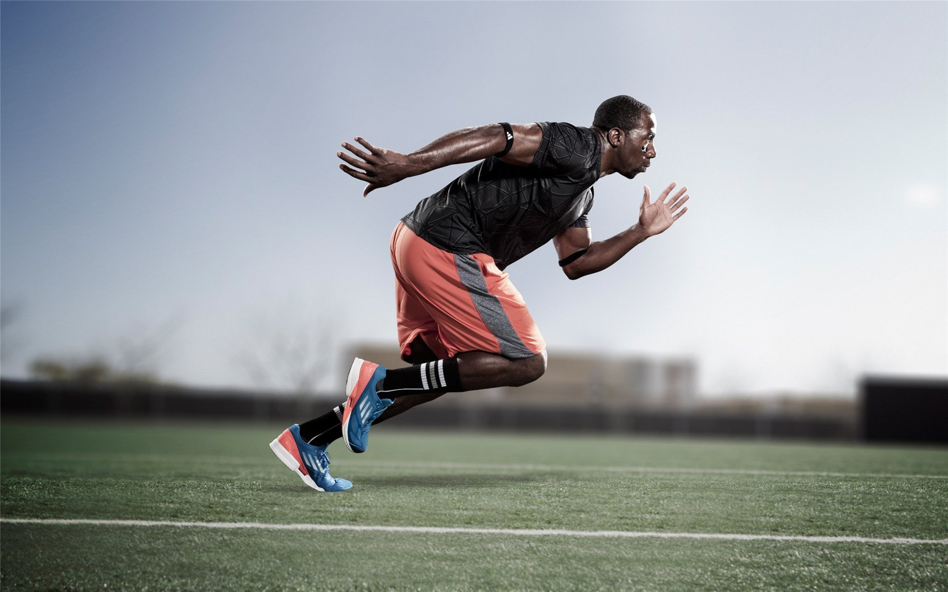 “危机生死线：赛场上的救援奇迹”，危机剧情